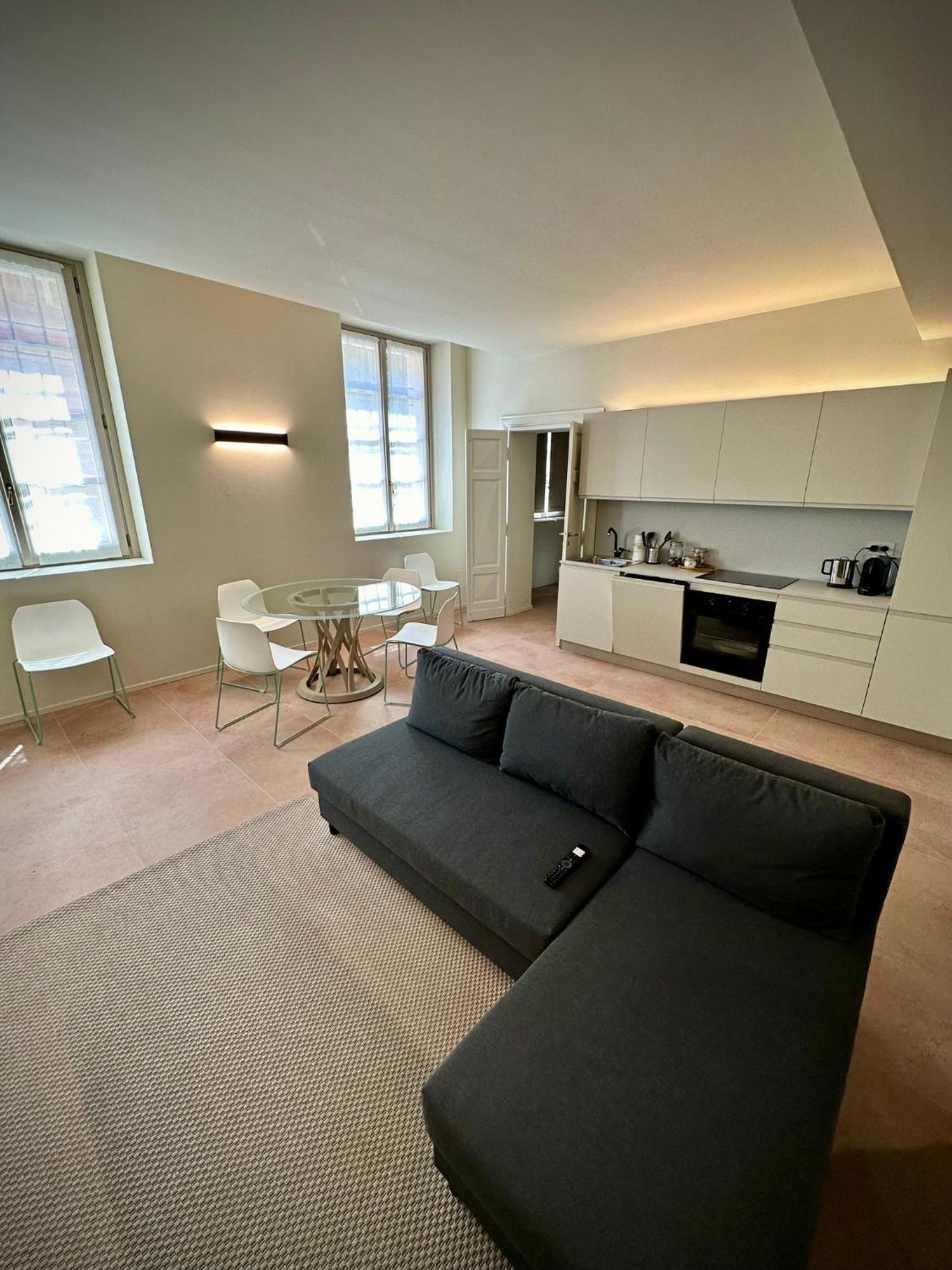 Grey-Fontanelli Luxury Suite Reggio Emilia Exterior photo